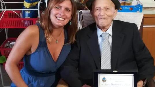 Festa grande e targa ricordo per i cento anni di Alceste