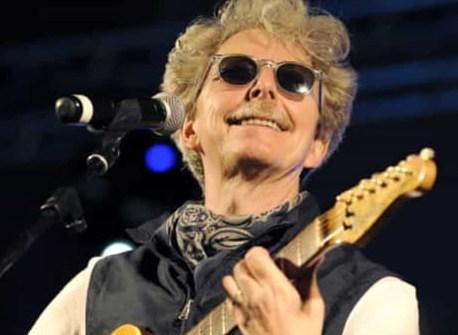 Fabio Concato: un cantautore esplora in note la parola poetica