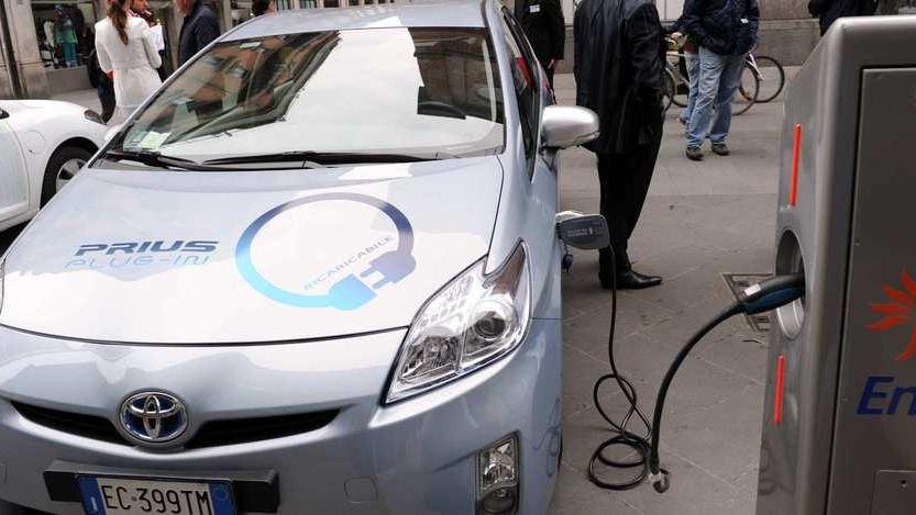 Sei nuove colonnine per la ricarica di auto elettriche