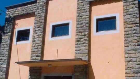 Il musicista Bettuzzi si esibisce all’Excelsior