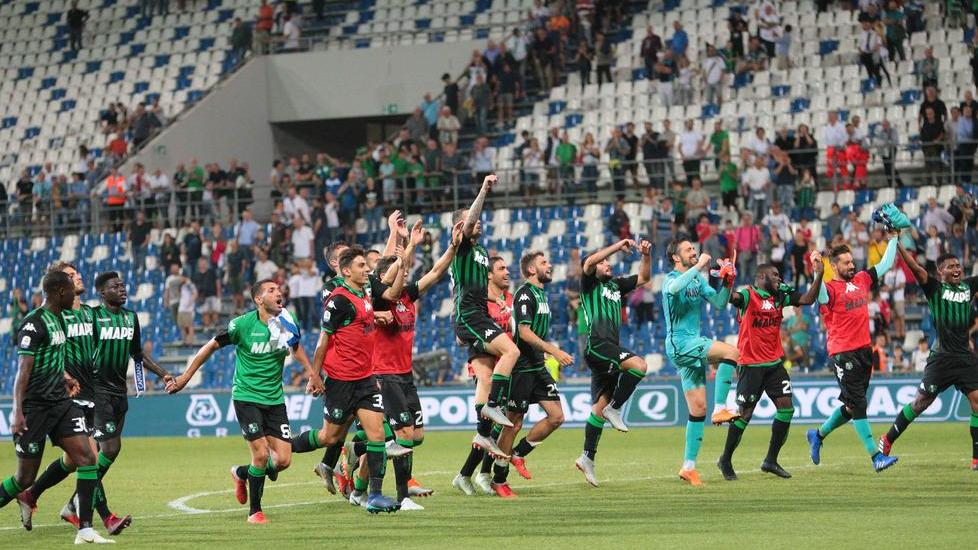 Il Sassuolo soffre, vince in rimonta e torna secondo