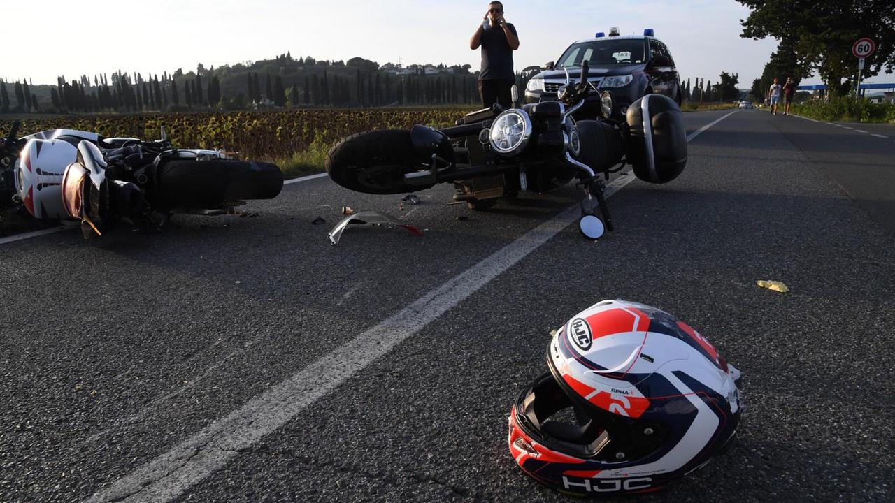 Motociclista muore in uno scontro a Terricciola