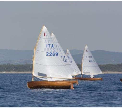 San Vincenzo, sfida in mare tra le spettacolari Dinghy 12’’ 
