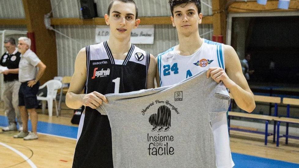 Il basket per ricordare Piero