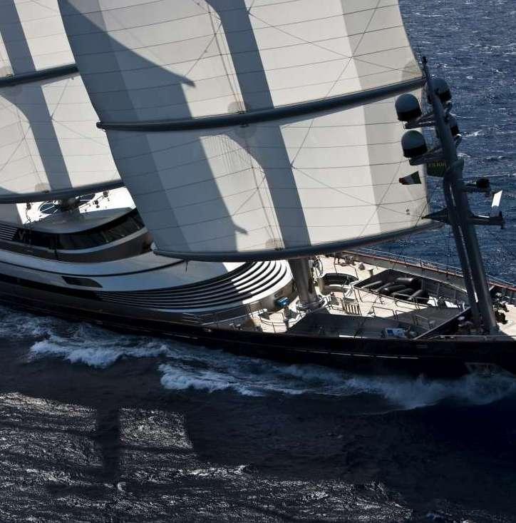 A Porto Cervo sfreccia Maltese Falcon 