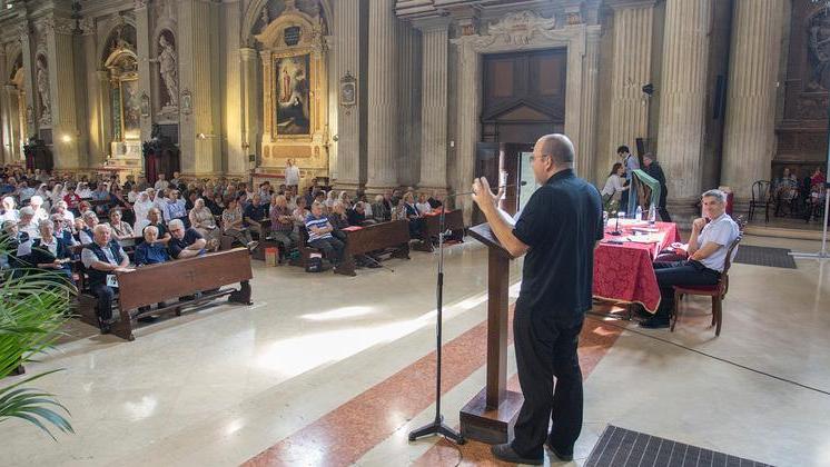 Il vescovo alla diocesi di Modena: «Diamo nuova vita alle nostre parrocchie»