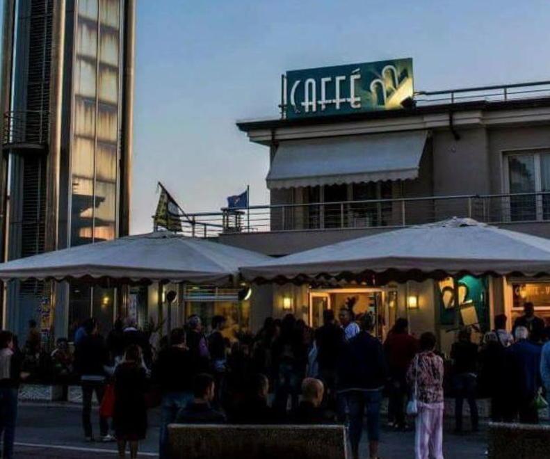 Il Caffè 22 si trasforma «Ma non diventeremo una boutique» 