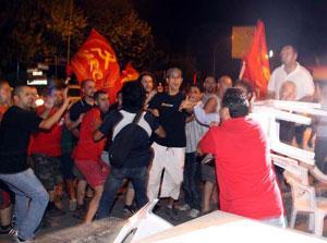 Massa, scontri durante la rondadue arresti, proteste in questura