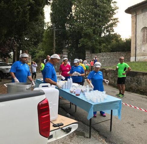 In mille alla scoperta delle bellezze di Lucca L’Asd Antraccoli è il gruppo più numeroso 