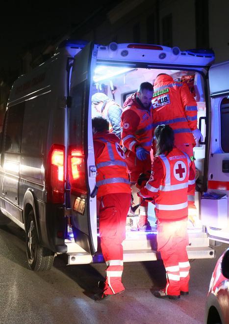 Giovane ferita in incidente fra due auto nel Reggiano