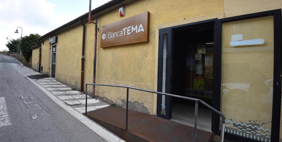 Banca Tema “si riorganizza” Chiude la filiale di Montiano 