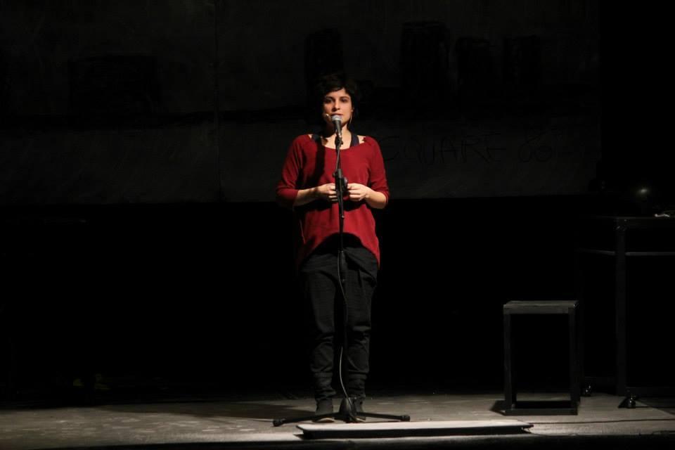Cambiamento, precarietà e rinascita in scena a Festival Aperto. La regista Claudia Sorace racconta "Lontano da qui" 