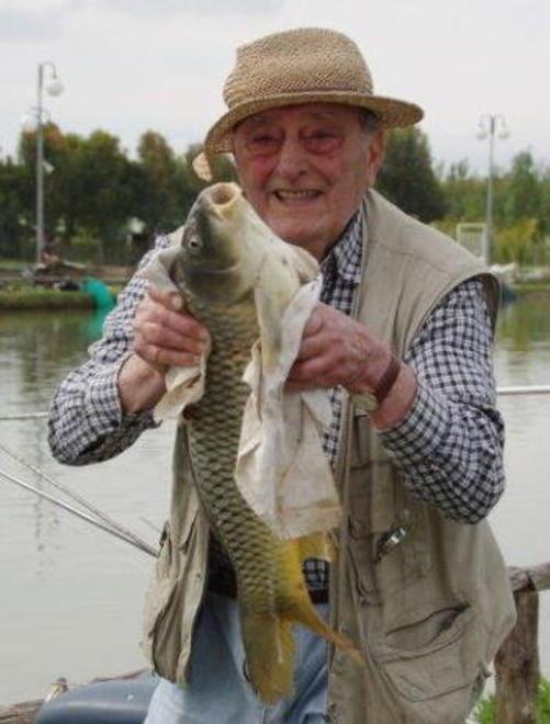 Addio a Mario Buti decano dei pescatori dell’Aps di Cecina