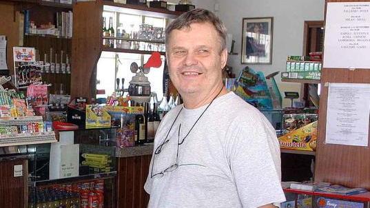 Un paese in lutto per “Nino” Una vita per il suo bar e il calcio