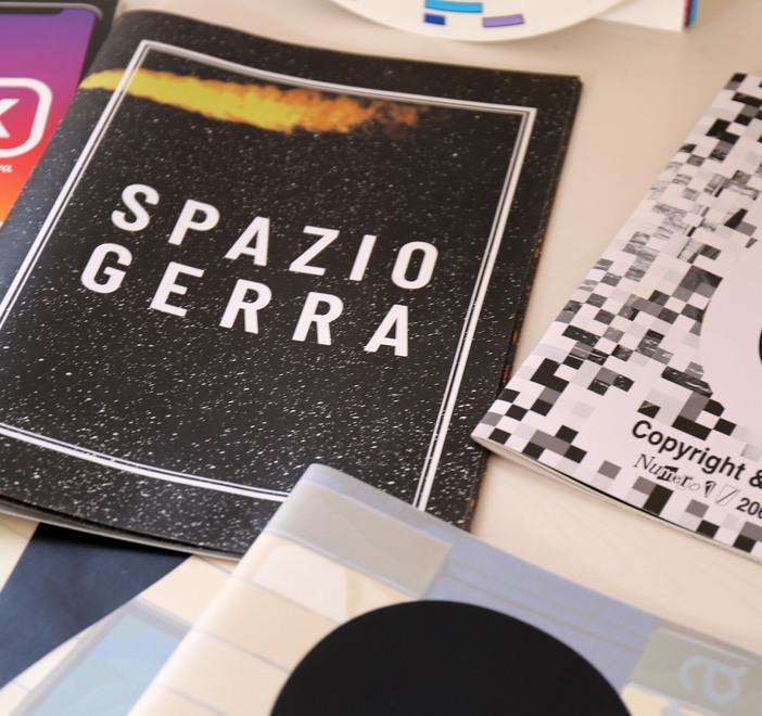 La mostra per i dieci anni di Spazio Gerra, un tuffo nel passato con gli occhi del futuro 