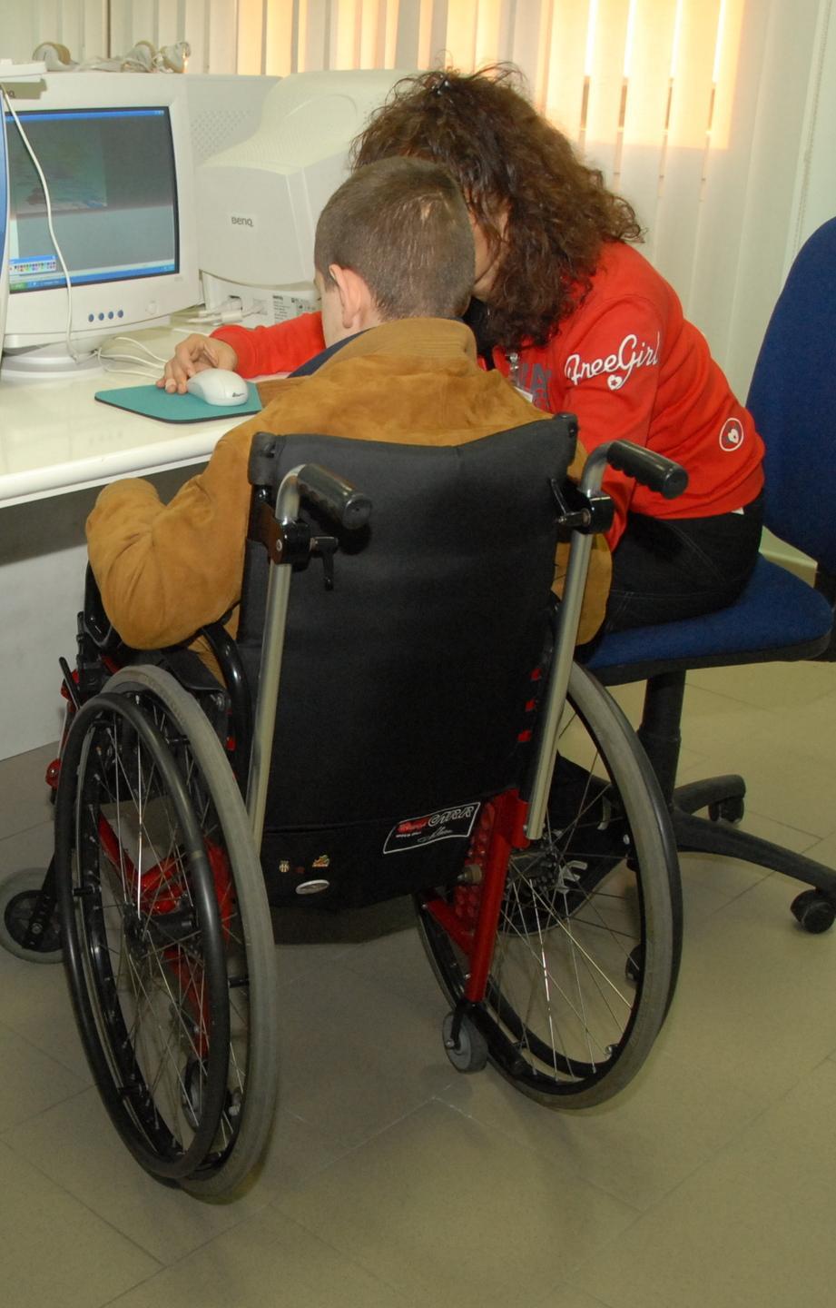 Sostegno, ci sono i docenti ma mancano gli assistenti