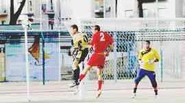 Qui e sopra alcune immagini della partita amichevole Viareggio-Rosignano