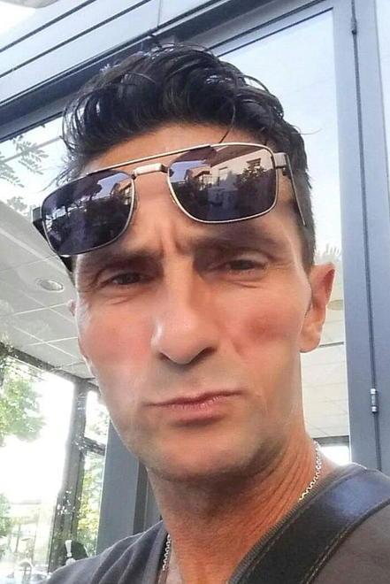 Morto a 53 anni storico commerciante 