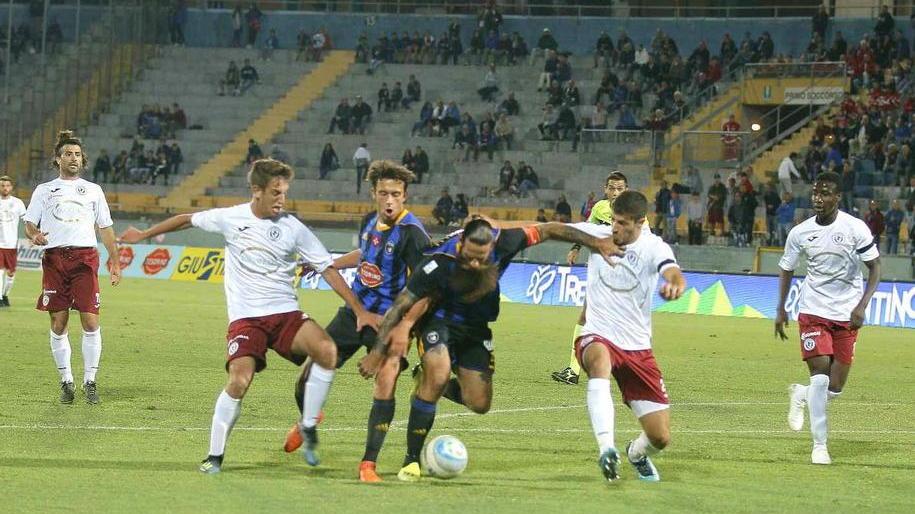 Un occhio al campo, uno al Tar oggi in campo le avversarie
