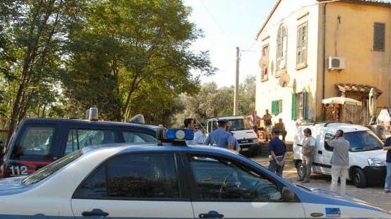 Corsa contro il tempo per evitare lo sfratto alla coppia con 2 bimbe