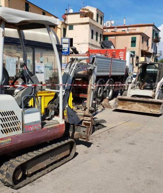 Sequestrato un cantiere «Irregolarità nel porto»