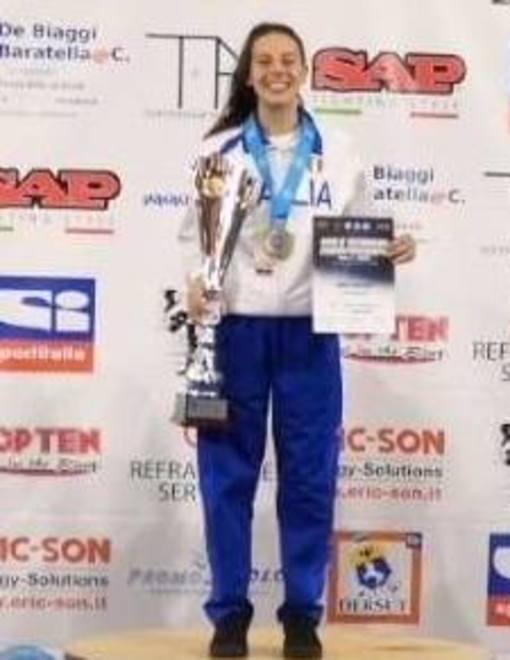 La quindicenne Noemi Esposito si laurea campionessa mondiale 