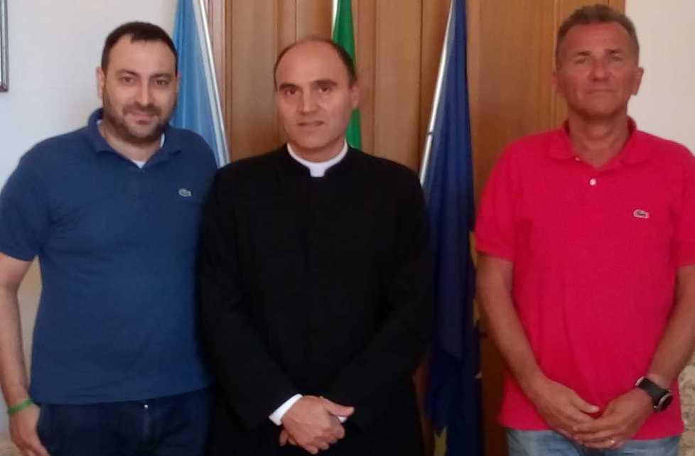 Don Cristian in municipio