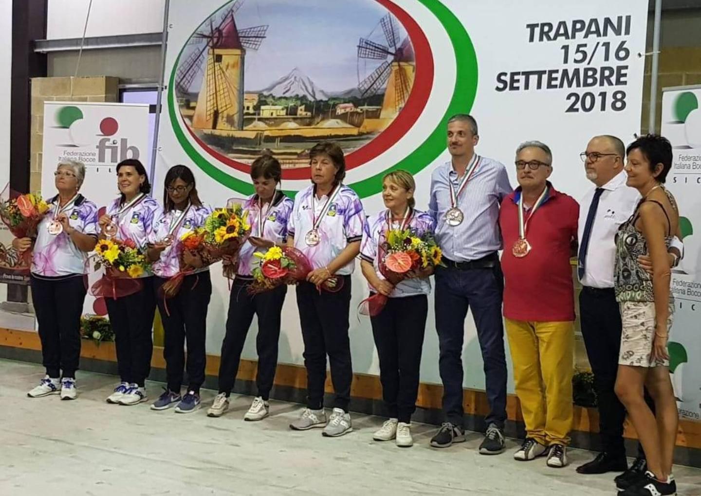 Le ragazze del comitato di Cagliari medaglia di bronzo 