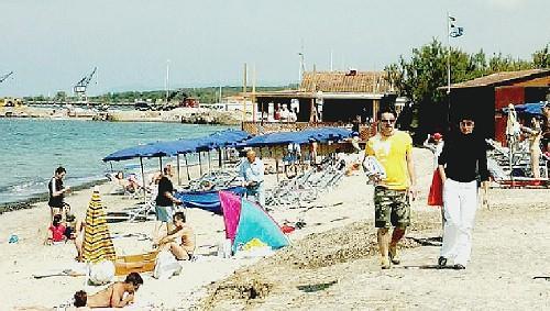 Il Punto Azzurro del Tesorino e, a fianco scorcio del Quercetano