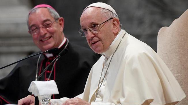Papa: Chiesa accolga coppie conviventi