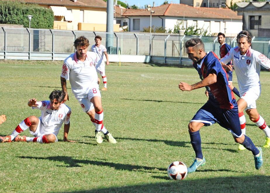 Cecina lotta fino ai supplementari, poi la resa 