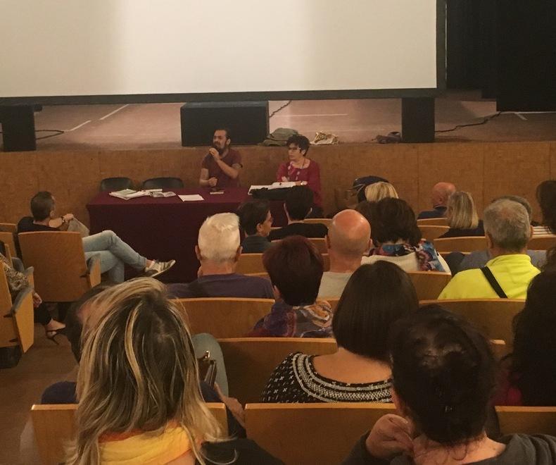 Protesta in Comune I dipendenti contro il nuovo regolamento 
