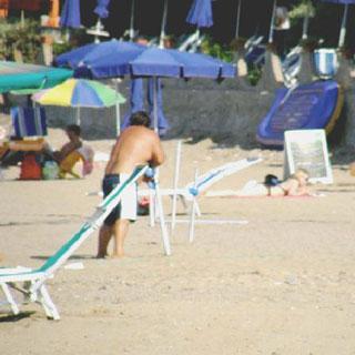 Sequestri sulle spiaggeImprenditore nei guai