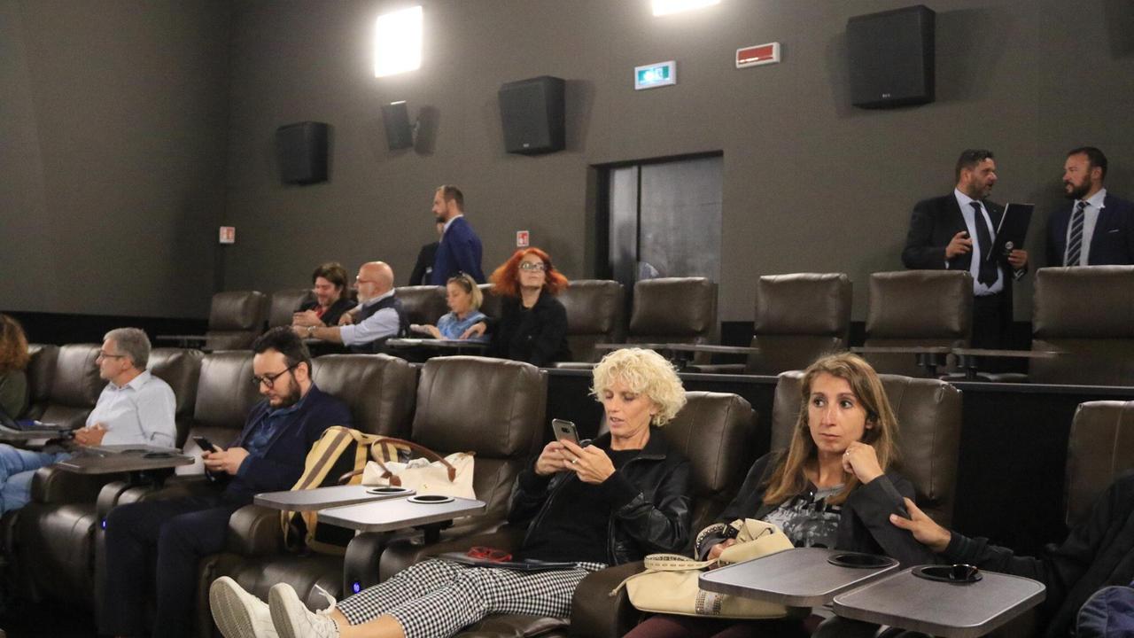 Al cinema con le poltrone reclinabili (foto sproviero/batavia)