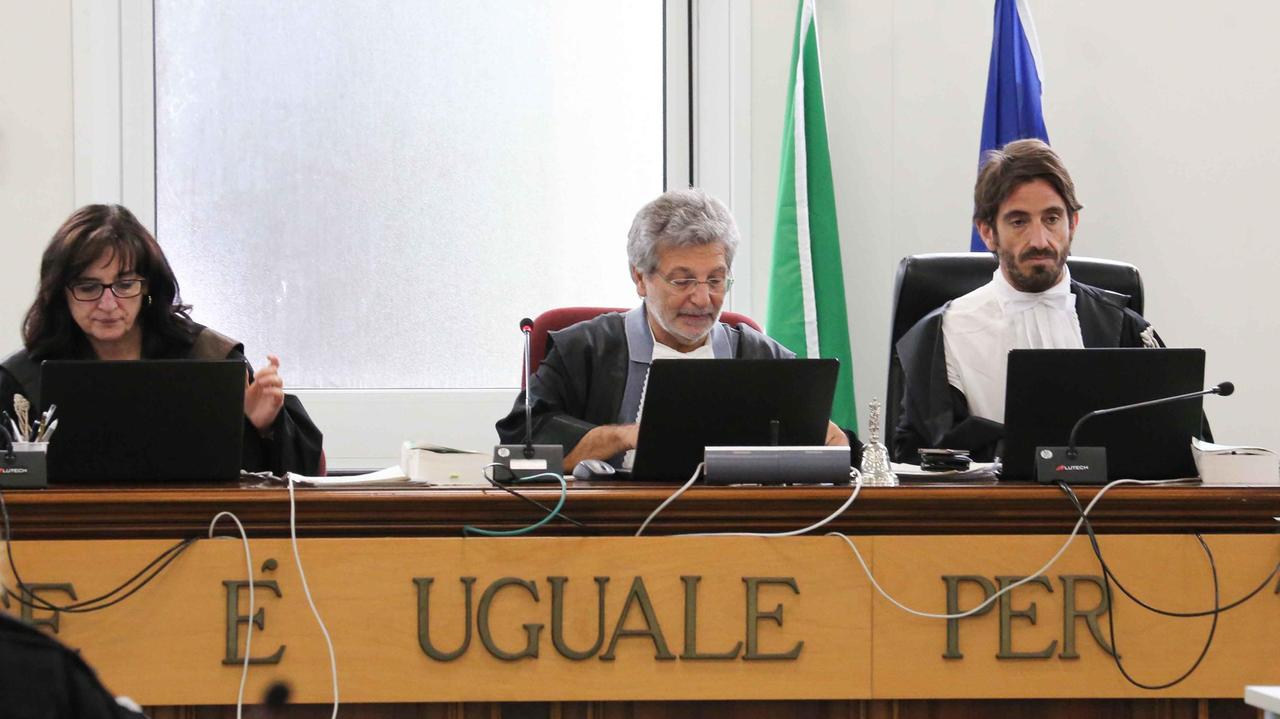 Processo Aemilia, il collegio blindato in Questura per emettere la storica sentenza