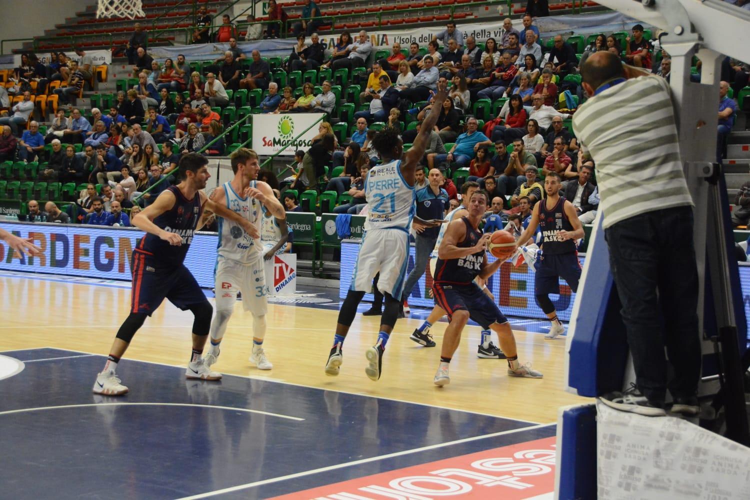 Una fase della partita (foto Chessa)