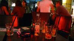 Milano, Viareggio e PiombinoNo alcol agli under 16-Sondaggio