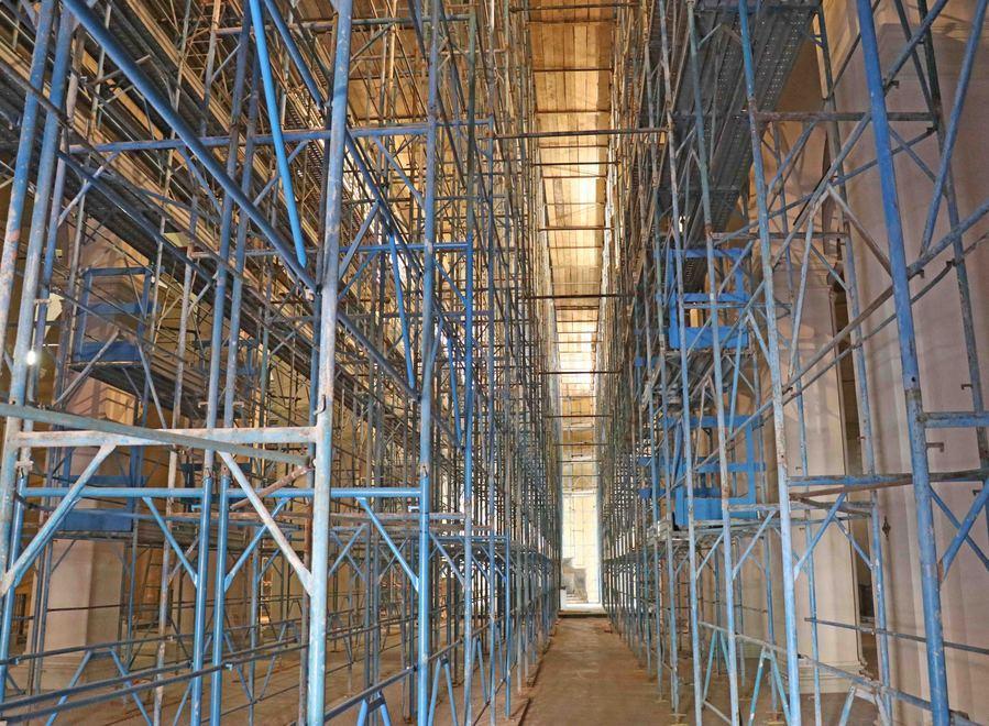 San Benedetto, la chiesa riaprirà a Pasqua Iniziati i lavori al tetto, facciata quasi ultimata 
