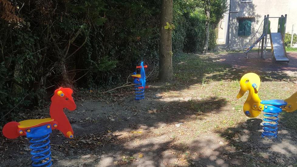 Paese in festa per il nuovo parco dei giochi «Una vittoria»