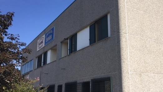 «Spari verso l’azienda mentre stavamo lavorando all’esterno»