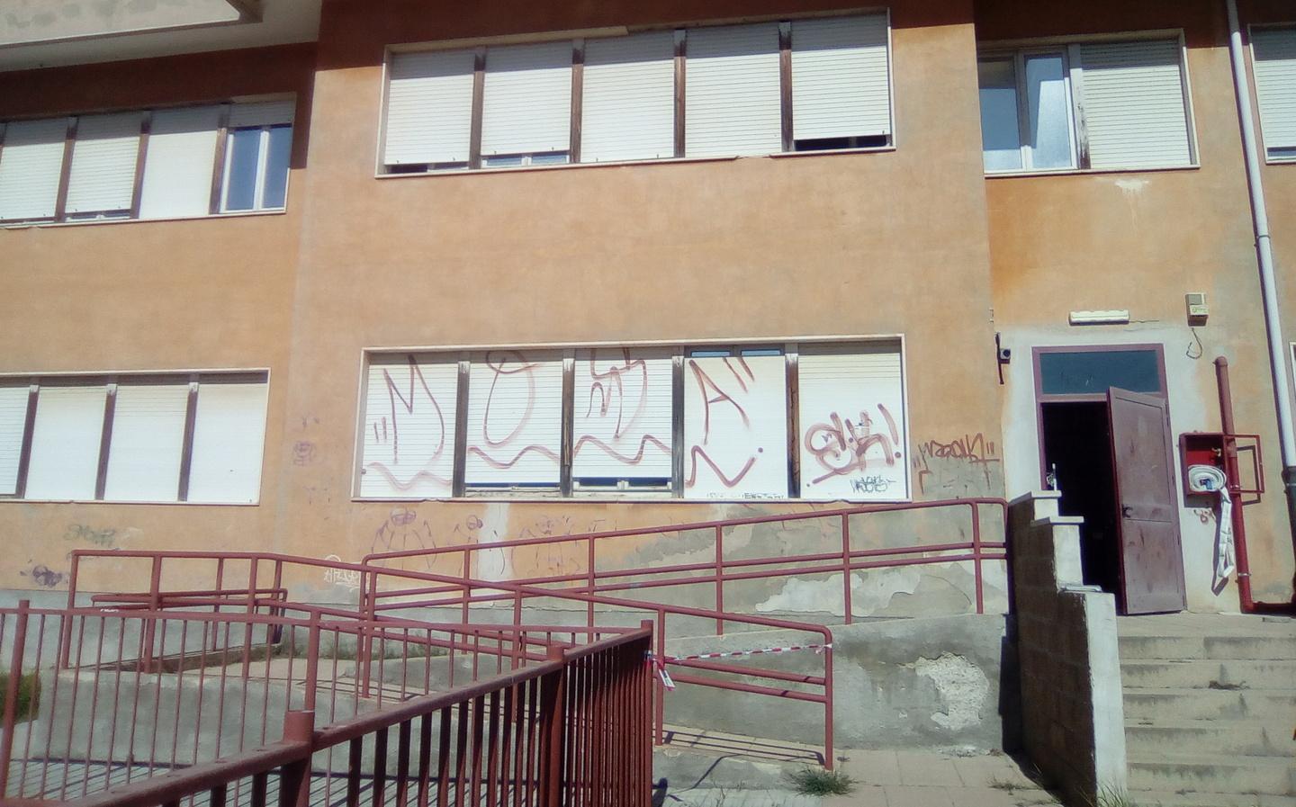 Anno scolastico partito con le solite emergenze 