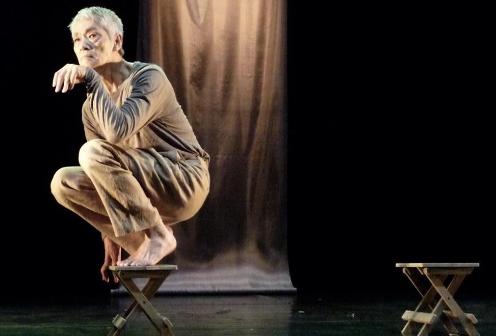 Filosofia e danza alla Fonderia con Yamanouchi che balla Eraclito 