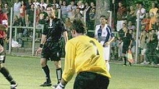 Nocchi in uscita e sopra un’azione del match col Livorno