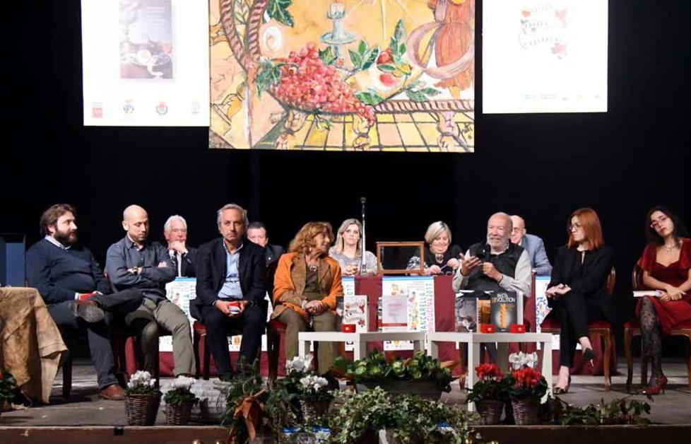 Il libro in tavola: i 6 finalisti del Bancarella della Cucina 