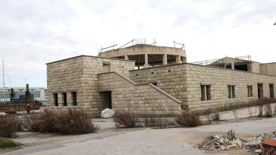 Ittico, bando unico per mercato e ristorante con vista sul mare