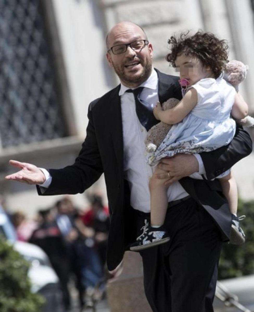 Cavezzo, bimbo disabile e festa disertata. Indaga il ministro della Famiglia 