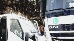 Due immagini del grave incidente di Pescia
