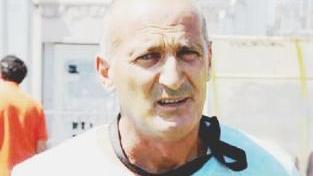 Il mister delle zebre Paolo Moschetti fa lavorare i suoi ragazzi