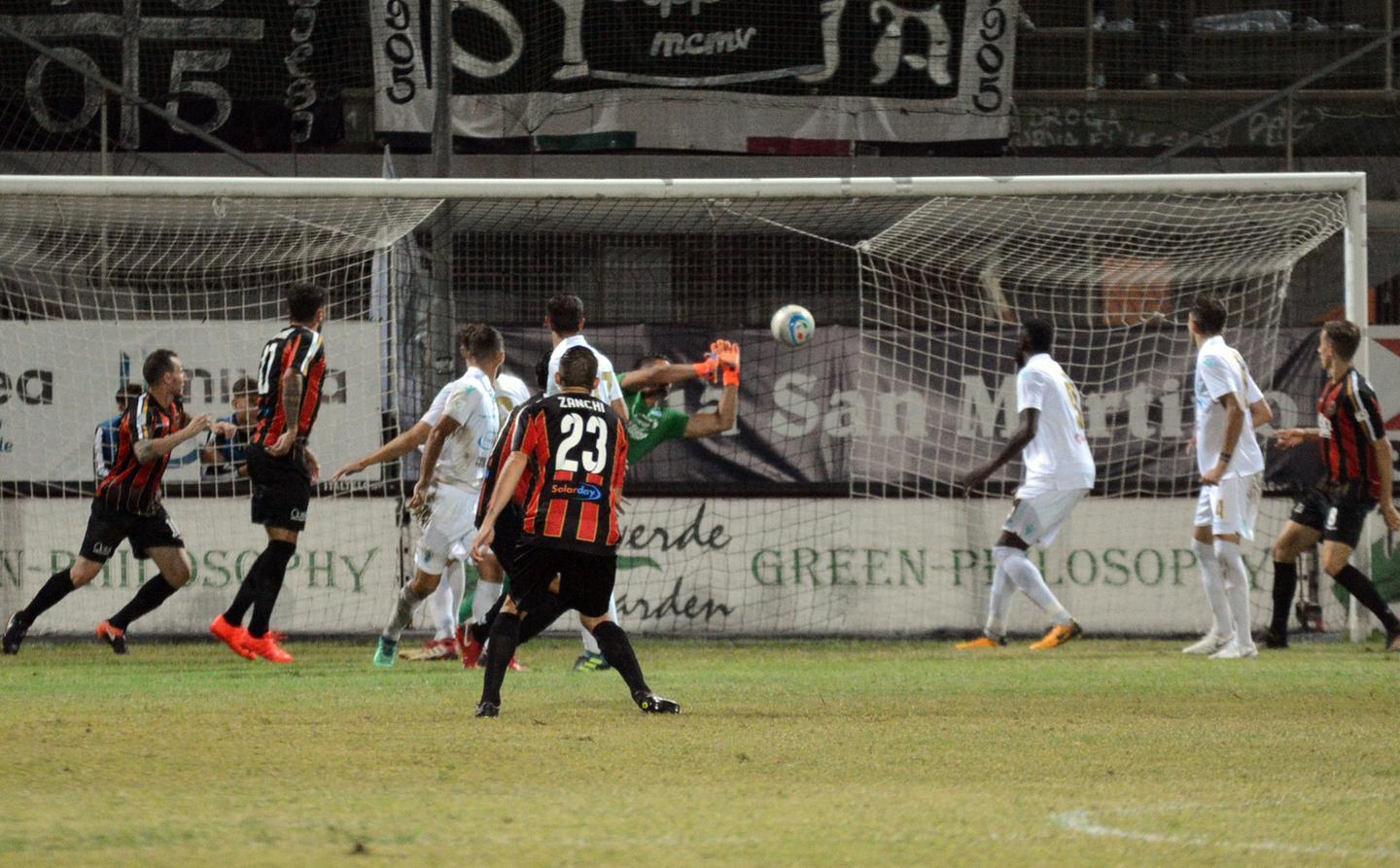 Olbia, notte da incubo: segna Maldini 