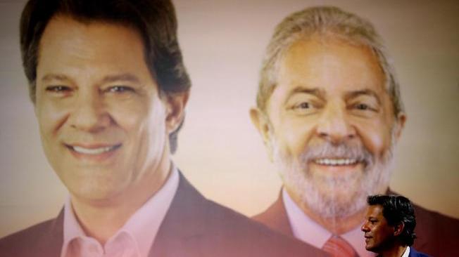 Brasile: niente interviste per Lula
